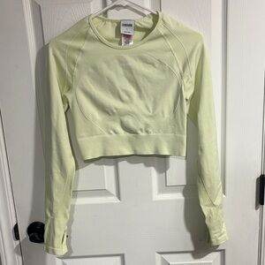 Gymshark Women's Pastel Green Long Sleeve Crop Top